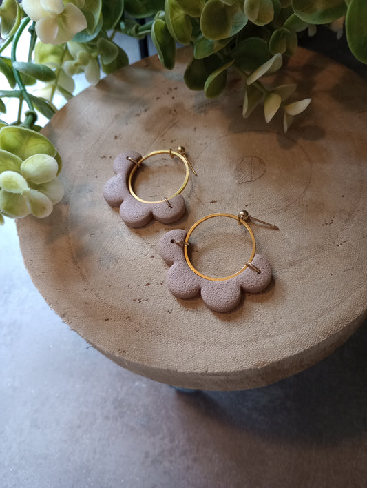 Tan floral circle earrings