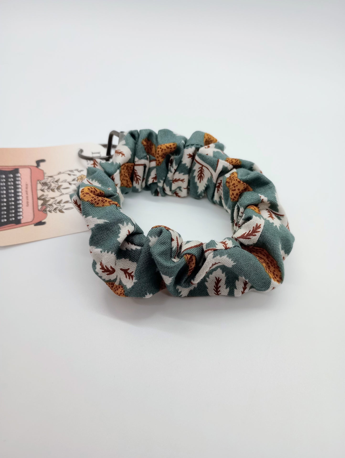 Leaf pattern scrunchie wristlet